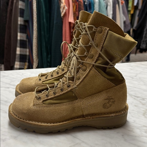 Danner Women's Marine Hot 26027 USMC Certified Combat Boot Size 7.5 - Picture 3 of 16